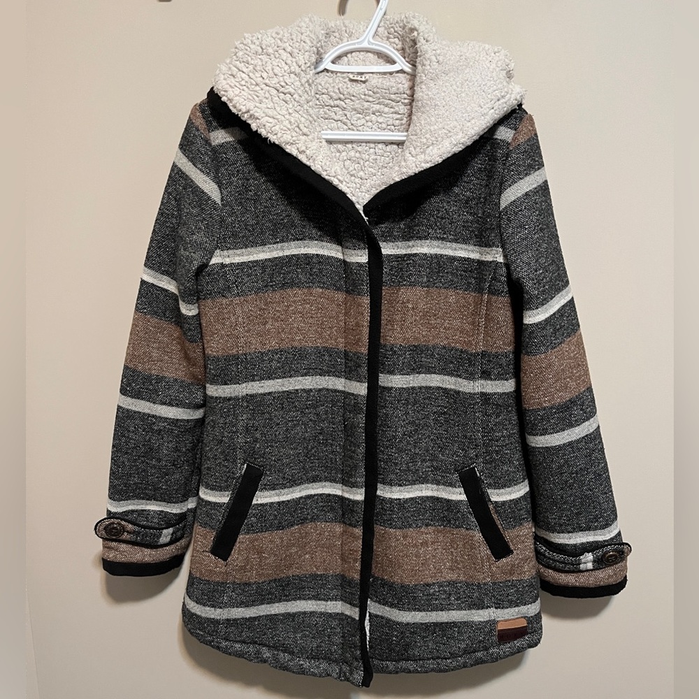 Roxy Sherpa-Lined Jacket, size M